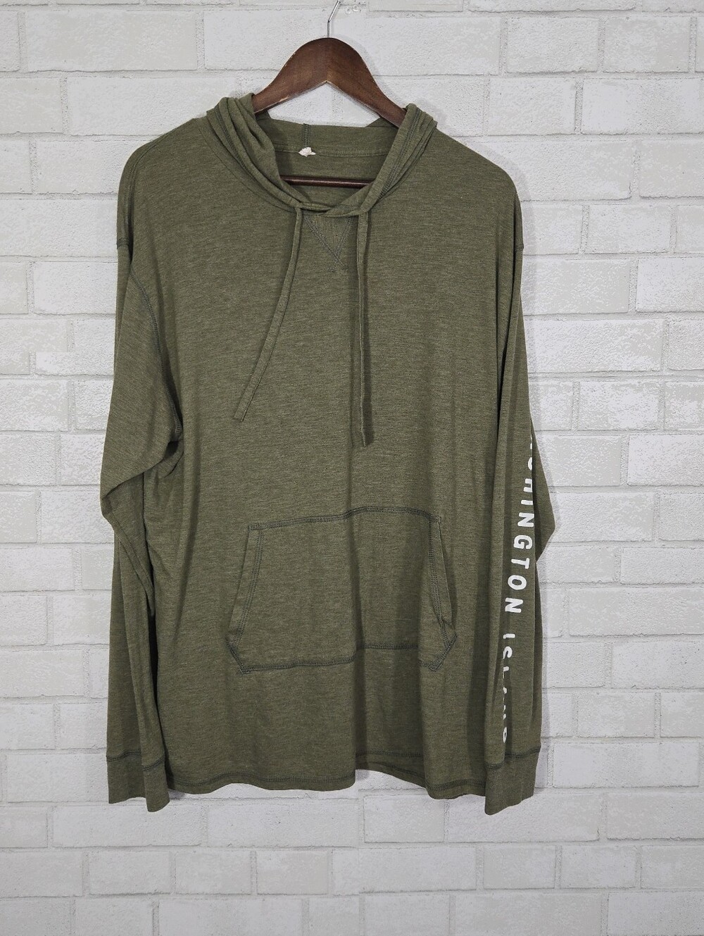 Washington Island long sleeve‎ hooded tee